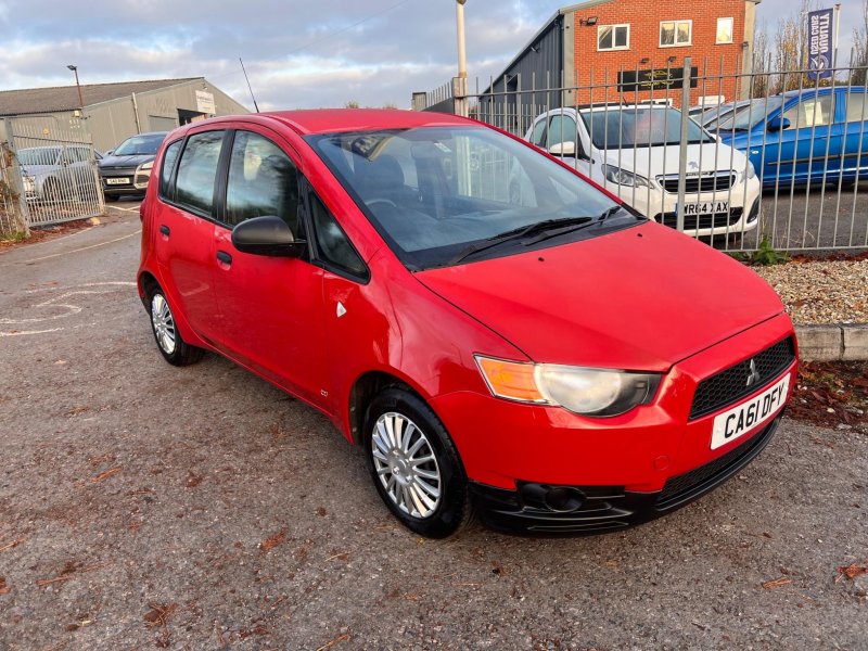 MITSUBISHI COLT