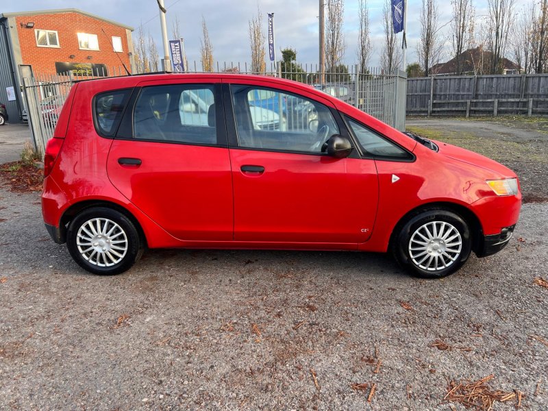 MITSUBISHI COLT