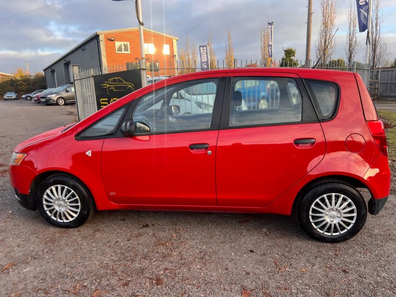 MITSUBISHI COLT