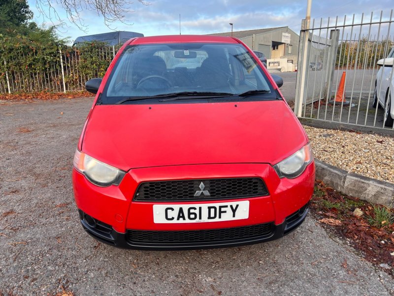 MITSUBISHI COLT