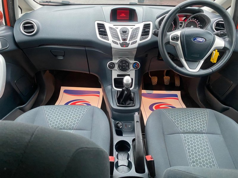 FORD FIESTA