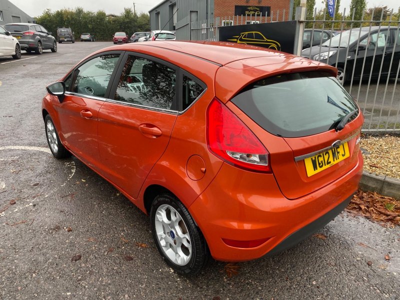 FORD FIESTA