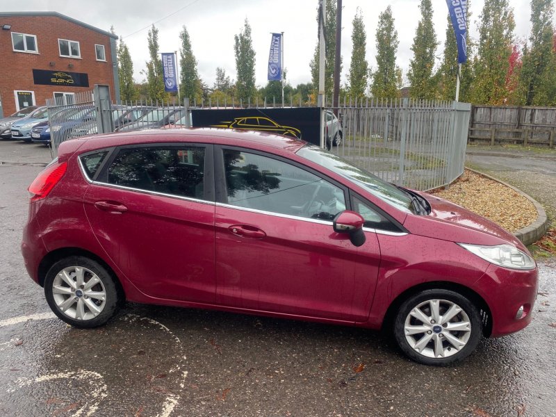 FORD FIESTA
