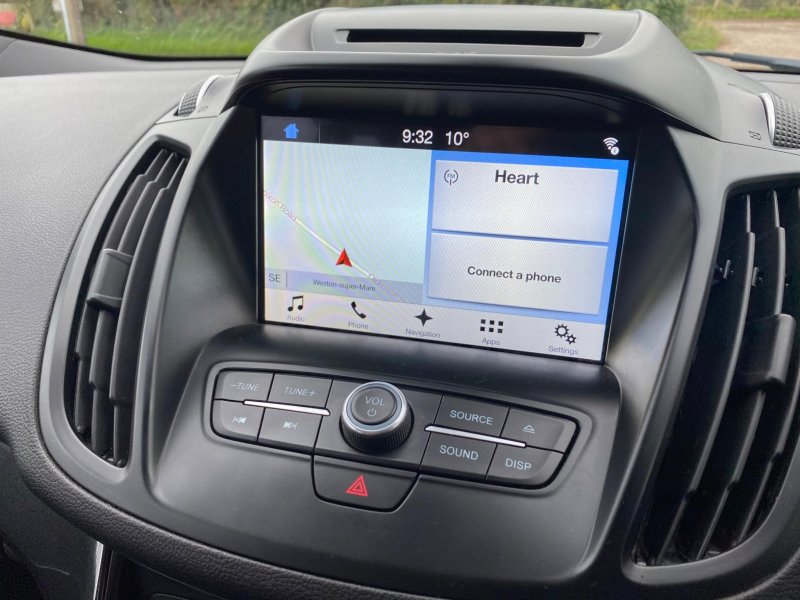 FORD KUGA