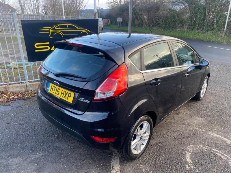 FORD FIESTA