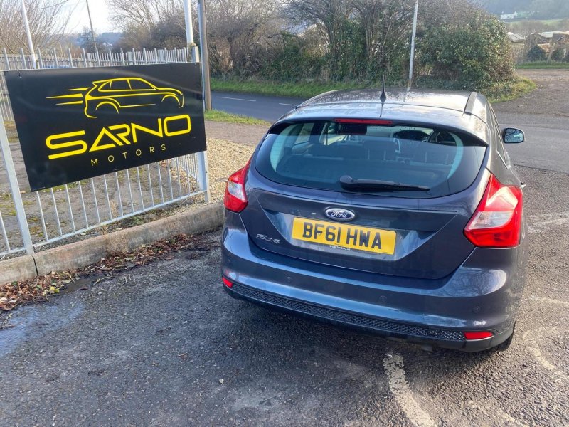 FORD FOCUS