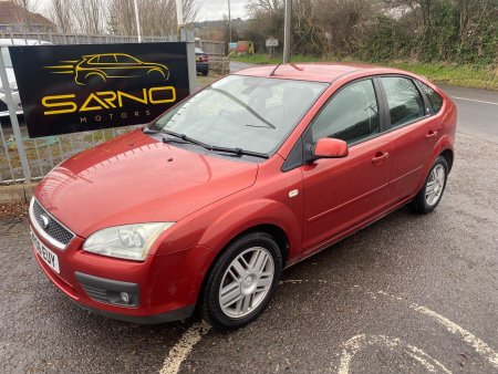 FORD FOCUS 1.6 Ghia 5dr