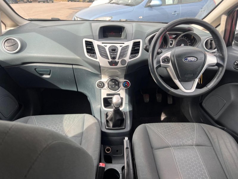 FORD FIESTA