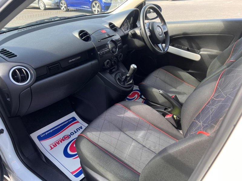 MAZDA MAZDA2