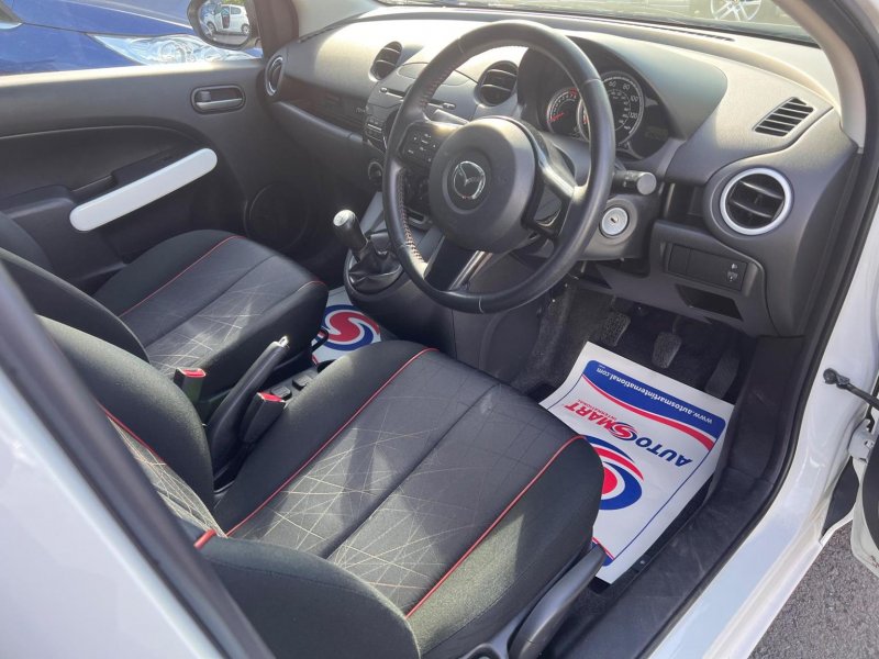 MAZDA MAZDA2