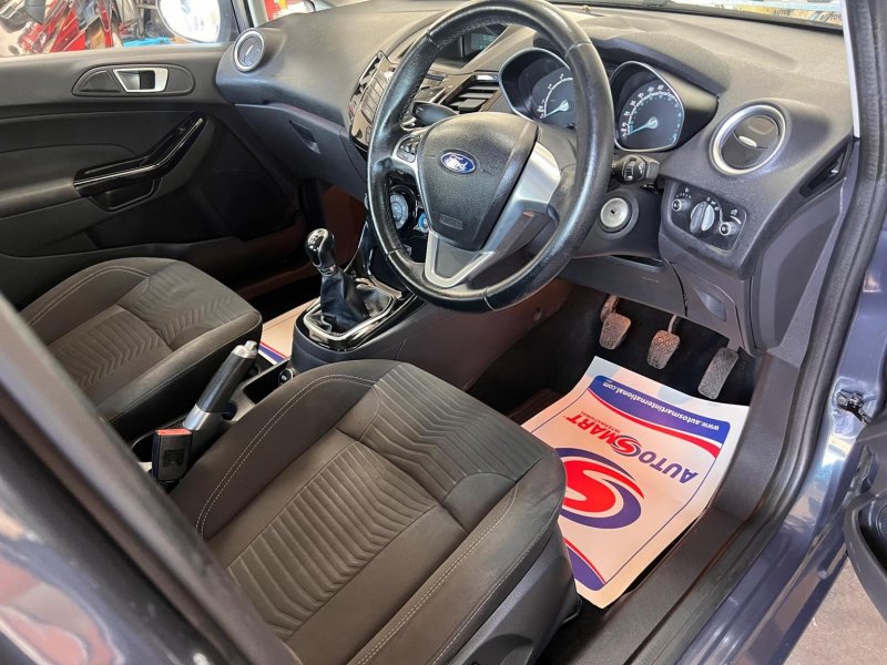 FORD FIESTA