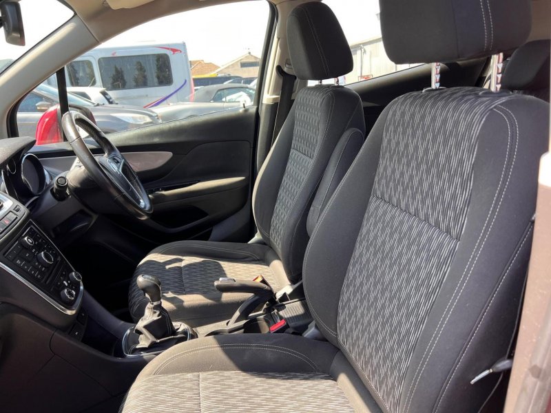 VAUXHALL MOKKA
