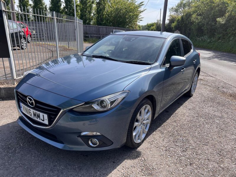 MAZDA MAZDA3