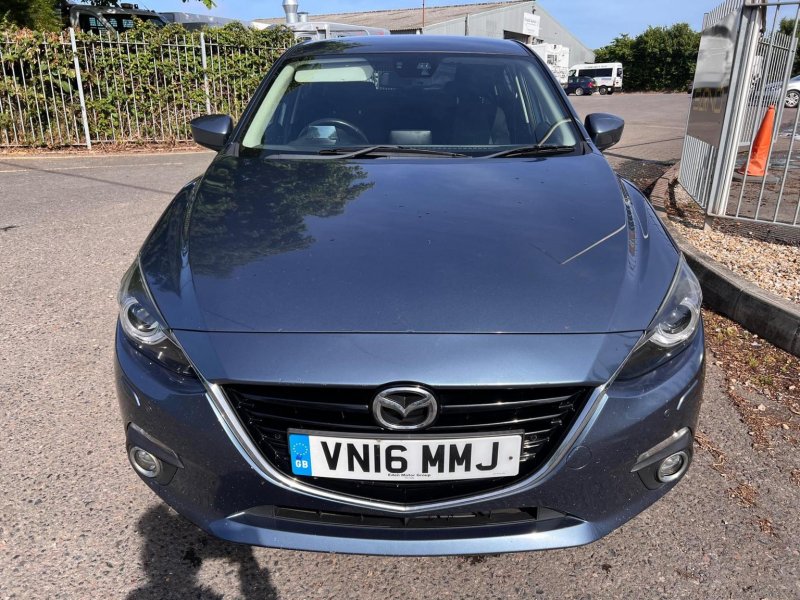 MAZDA MAZDA3