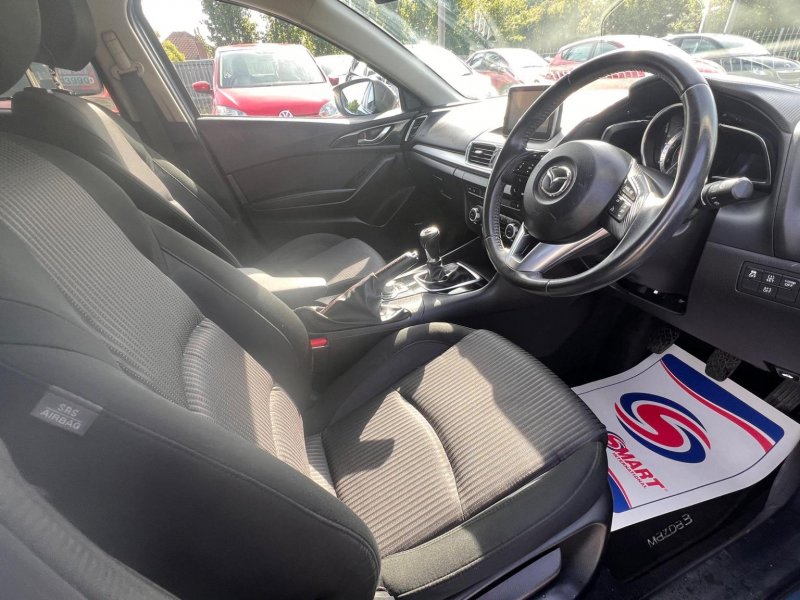 MAZDA MAZDA3