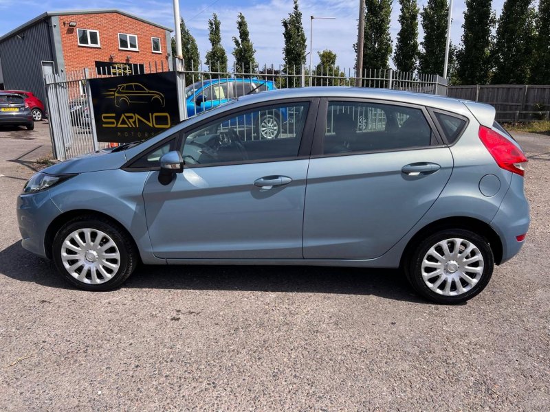 FORD FIESTA